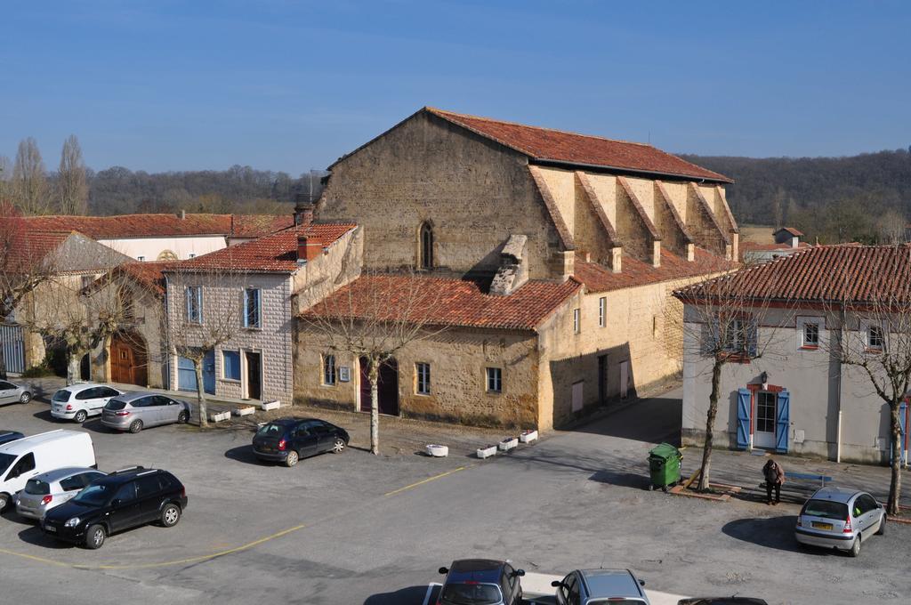 Hotel Le Loft Trie-sur-Baise Экстерьер фото